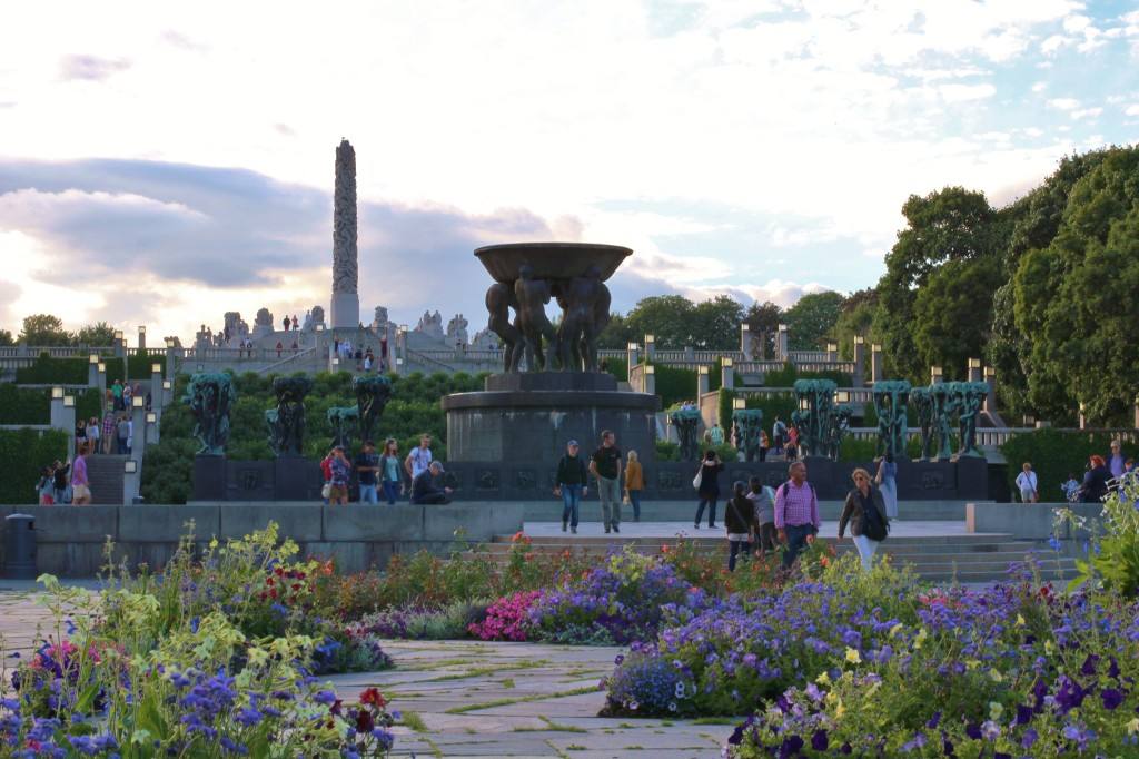 Vigeland sculpture Park, Oslo - Fjord Travel Norway